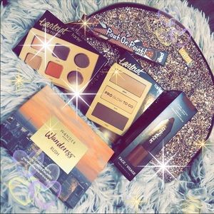 Makeup bundle